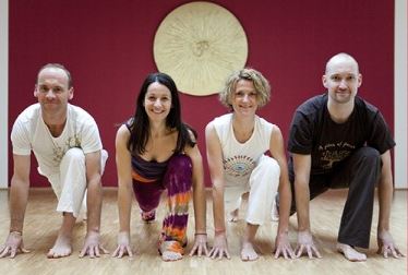 Ananya Yoga Vienna | Team | yogaguide news