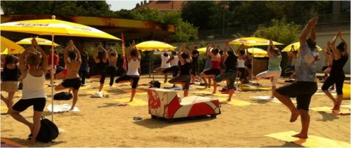 Yoga bei der Strandbar Herrmann | Yoga Guide