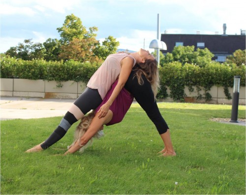 Ausbildungsleiterinnen Iris Halbweis-Weiland (Ayurveda) und Maria Pernhaupt-Hudej (Yoga) | yoganow.at