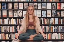 Online Advent Yoga mit Helene Krainer | yogaguide