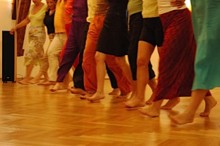 Biodanza feiert (in Graz) 15 Jahre und lädt zu vielfältigen Veranstaltungen auch in Wien ein | Yoga Guide