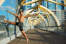 Workshop mit Bruce Chung | „Mobility is active control” | Yoga Guide