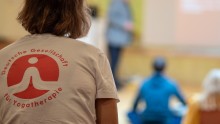 Die DeGYT (Deutsche Gesellschaft für Yoga-Therapie) wird Mitglied in der AIM (Allianz für Integrative Medizin) und stärkt so die Vernetzung der Yogatherapie mit anderen Fachdisziplinen der Integrativen Medizin und Gesundheit DeGYT wird Mitglied der AIM