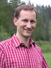 Dr. Jörg Hildebrandt ist der Preisträger des mit 3.000 Euro dotierten Dr. Peithner Forschungspreises für Homöopathie 2008