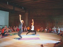 Ashtanga Yoga in Goldegg mit Rosi Wagner & Team | Yoga Guide
