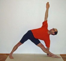 Iyengar Yoga mit Hannes Hochmeister im Kloster Pernegg