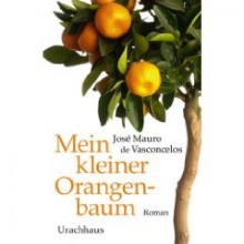 Mit 48 Jahren blickt der braslianische Autor José Mauro de Vasconcelos auf seine Kindheit zurück. Er beschreibt das Leben eines fantasiereichen Jungen, dem es bei aller Armut gelingt, seinem Leben Farbe und Spannung zu verleihen. 