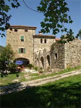 Yogareise nach Italien in das Seminarhaus "Il Convento in I-54014 Casola in Lunigiana" nahe La Spezia | Yoga Guide