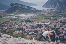  Yogarda - Yoga & Klettern in Arco, Italien | yogaguide