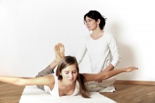 Yogazentrum Alpen, ein neues Yogalehrausbildungsangebot ab Herbst 2009 in Österreich mit erfahrenen Yoga-Vortragenden.   Foto ©: Hanno Mackowitz
