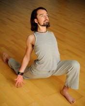Element-Yoga-Workshop mit Alex Kröker in Wien | yogaguide