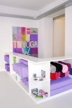 Erstes TriYoga-Center in Wien. Tanja Hösl und Peter Richtig unterrichten und bilden in TriYoga aus. Foto© 2009 TriYoga-Center Wien| Yoga in Wien | TriYogastunden finden 