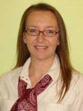 Yoga und Nuad | Martina Adam ist lehrberechtigte, freiberufliche Heilmasseurin und Praktikerin für asiatische Massagetechniken. Gemeinsam mit Dr. Goldammer bietet Sie eine Nuad-Ausbildung erstmals mit Anatomie-Modul in Österreich an