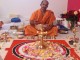 Puja & Chantings mit indischem Swami im Studio AyurYoga