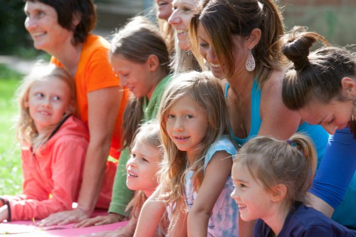 Sibylle Schöppel Kinderyoga Expertin | yogaguide Sibylle Schöppel Kinderyoga Expertin | yogaguide