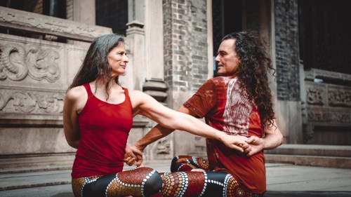 Ana Forrest & Jose Calarco im bYoga Vienna | yogaworkshopguide