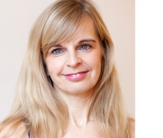 Astrid Felsenreich YogaKula Sommer Yoga Retreat | yogaguide