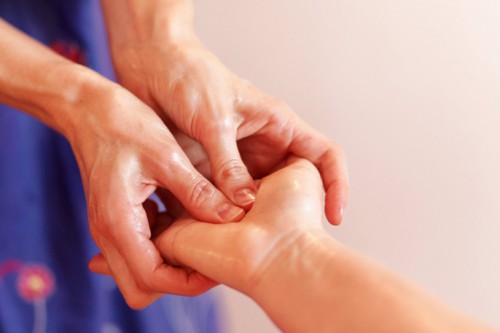 Ayurveda Handmassage | yogaguide Ayurveda Handmassage | yogaguide