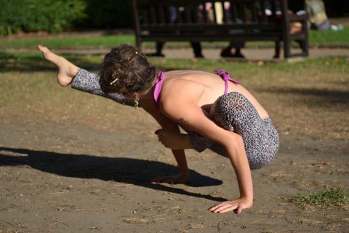 Cathy Foroughi CYoga | Yogaworkshop Wien | Yoga Guide