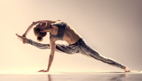 Claire Missingham | yogaKula Vienna | YogaGuide