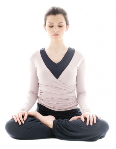 Curare Yogawear | Yogawickeljacke | Yoga Guide Curare Yogawear | Yogawickeljacke | Yoga Guide