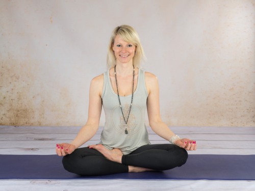 Eva-Maria Flucher Do Yoga | yogaguide