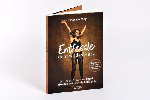 Christine May Entfessle dein wildes Herz | yogaguiide Buchtipp