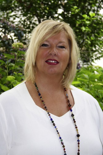 Yogakalender 2024 Birgit Feliz Carrasco | yogaguide Tipp Yogakalender 2024 Birgit Feliz Carrasco | yogaguide Tipp