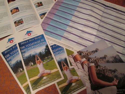 Folder freecards Atme die Berge | yogaguide