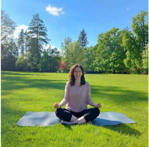 RelaxYoga im Schlosspark Hellbrunn | SommerYogaGuide