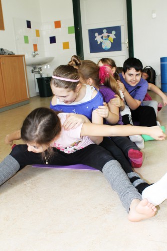 Kinderyoga Ausbildung Julia Schweiger | yogaguide