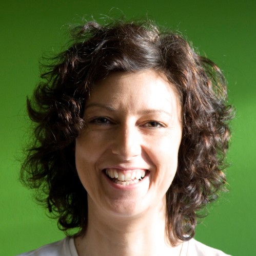 Iris Zabukovnik Yoga in Wien Gesund bleiben Center | YogaGuide Iris Zabukovnik Yoga Wien Gesund bleiben Center | YogaGuide