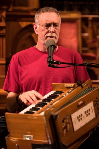 Krishna Das wieder in Wien | yogaguide Tipp