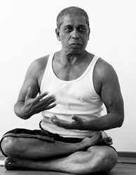 Manju Jois AshtangaVienna | YogaGuide Manju Jois AshtangaVienna | Yoga Guide
