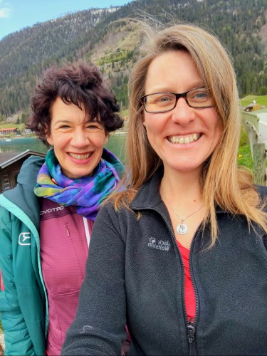 Margit Auner, Sonja Binder | Beckenboden Ayurveda Retreat | yogaguideTipp Margit Auner, Sonja Binder | Beckenboden Ayurveda Retreat | yogaguideTipp
