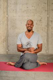 Yoga unlimited Percy Shakti Johannsen | yogaguide Yoga unlimited Percy Shakti Johannsen | yogaguide
