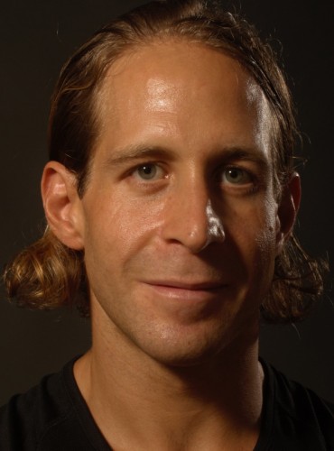 Stefan Rojas | Yoga Pilates |yogaguide Stefan Rojas | Yoga Pilates |yogaguide
