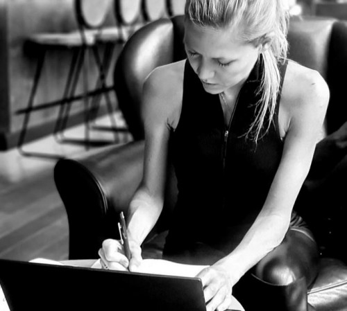 Embodiment & Yoga Coach Sabine Harbich | feminie Rebel Embodiment & Yoga Coach Sabine Harbich | feminie Rebel