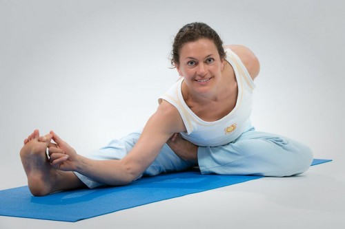 Yogalehrerausbildung Sri Devi Rast | yogaguide Yogalehrerausbildung Sri Devi Rastl | yogaguide