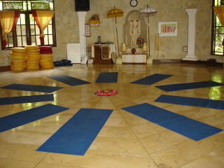 Yoga-Retreat Bali | Sonja Roessler | yogaguide 