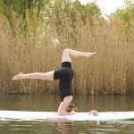 Yoga am Surfbrett neuer Trend | yoga guide