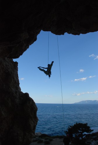 Kletteryogi Sardinien Marina Miglitsch | yogaguide Kletteryogi Sardinien Marina Miglitsch | yogaguide