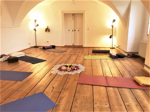 Yoga u Natur-Wochenende Pichlschloss | yogaguide Tipp