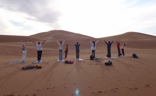 Yogitripp_Yogareisen_Sahara_yogaguide