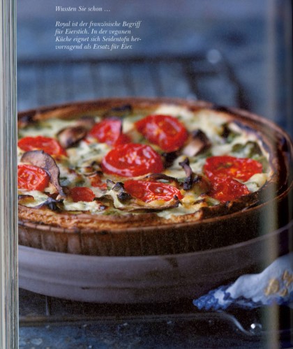 Steinpilz-Spinat-Quiche sus einfachVegan | Schirner Verlag