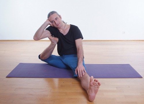 Adjustment Workshop mit Boris | Yogazentrum Ganesha | Yoga Guide