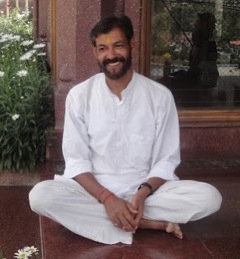 Akilesh im Yoga Place Salzburg | yogaguide news