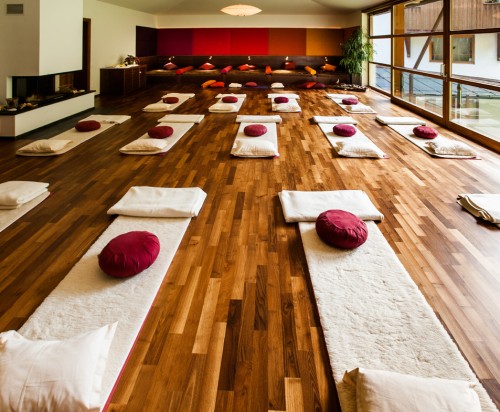 Stimmmungsvolles Yoga im BiohotelDaberer | yogaguide tipp Stimmmungsvolles_Yoga_BiohotelDaberer_yogaguide_tipp
