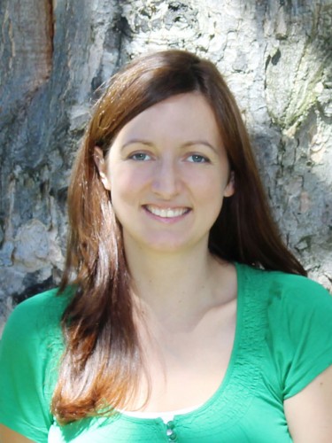 Hanna Pessl Littleyogi |yogaguide.at
