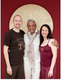 Yogalehrerausbildung mit Ananda Leone und viele int. Vortragenden Yogaakademie Wien | yogaguide.at Yogalehrerausbildung | Yogaakademie Wien | yogaguide.at